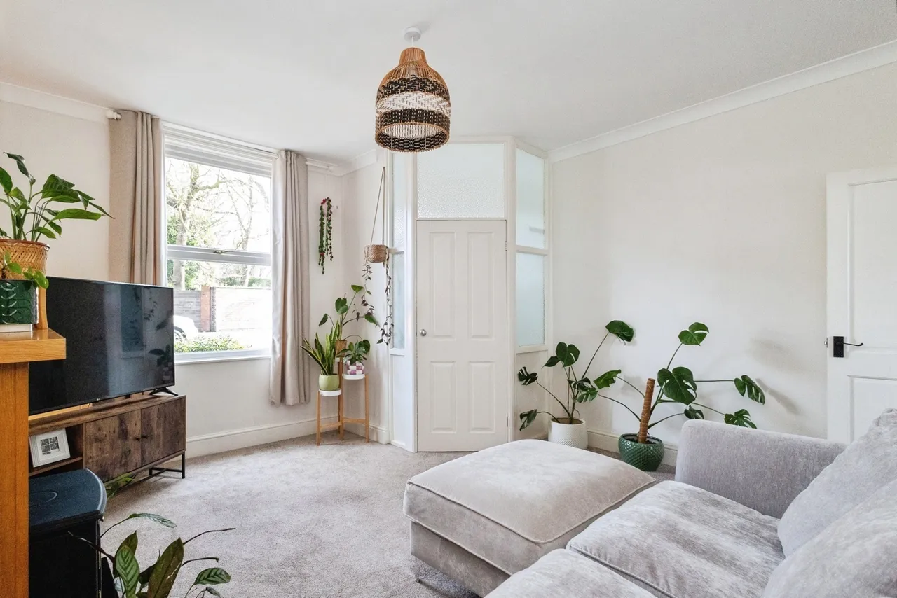 Higher Bents Lane, Bredbury, Stockport, Greater Manchester, SK6, photo 3