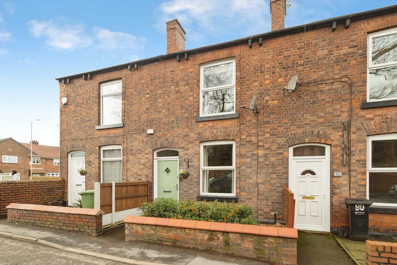 2 bed house for sale — Higher Bents Lane, Bredbury, Stockport, Greater Manchester, SK6
