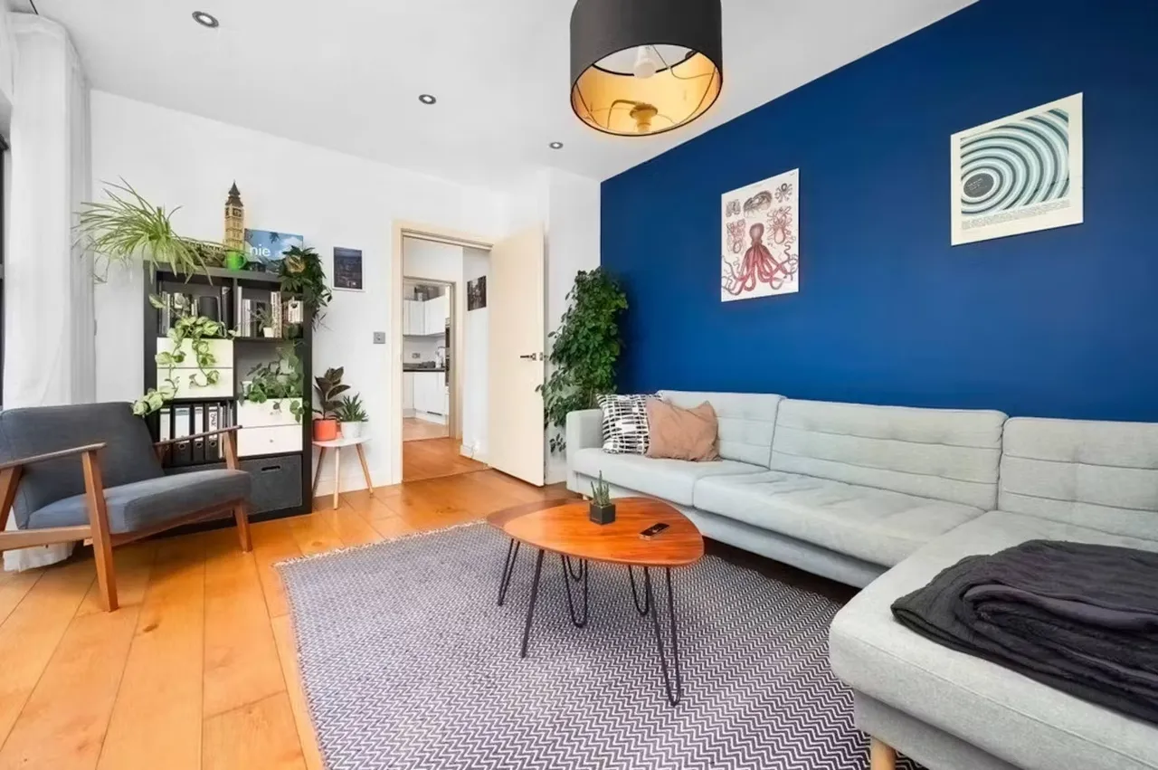 2 bed flat for sale — Damien Street, London, E1