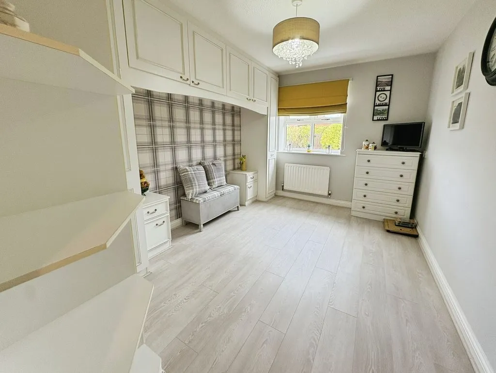 Newcastle Upon Tyne NE12 6GJ, NE12, photo 8
