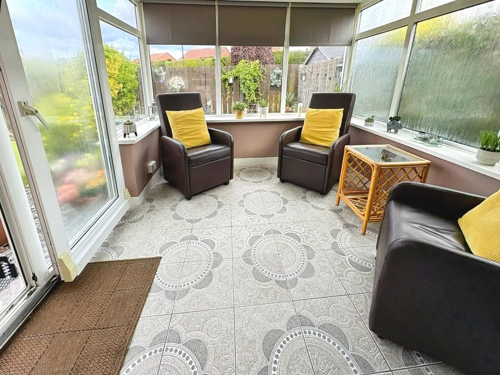 Newcastle Upon Tyne NE12 6GJ, NE12, photo 7