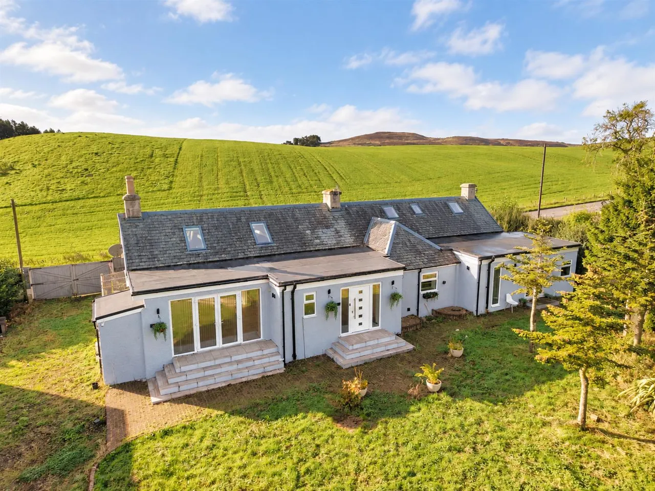 Ledyatt Cottage, Ledyatt Cottage Lundie, photo 2
