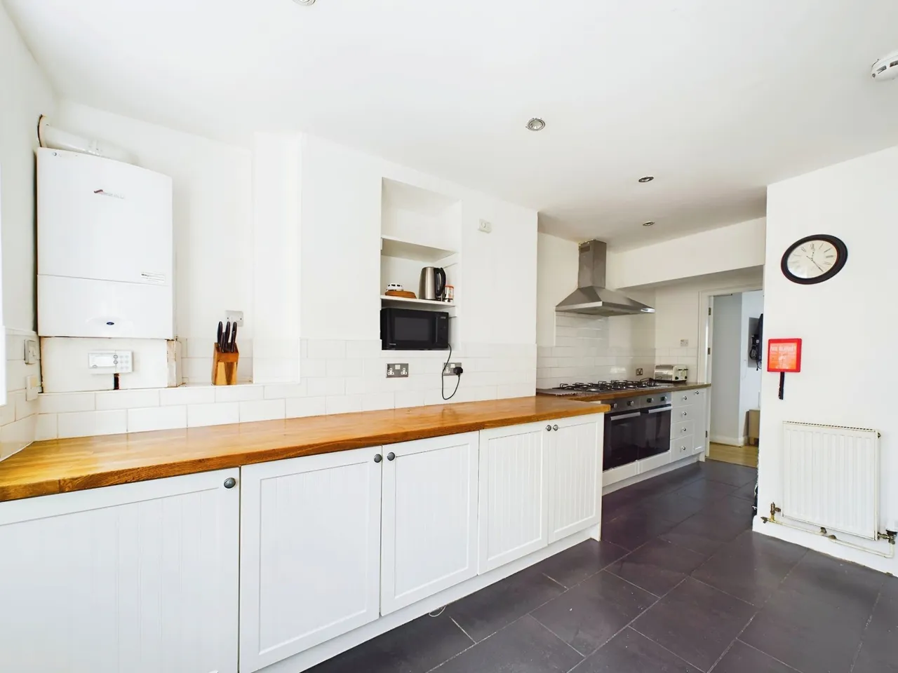 Queens Road, Hyde Park, LS6, photo 3