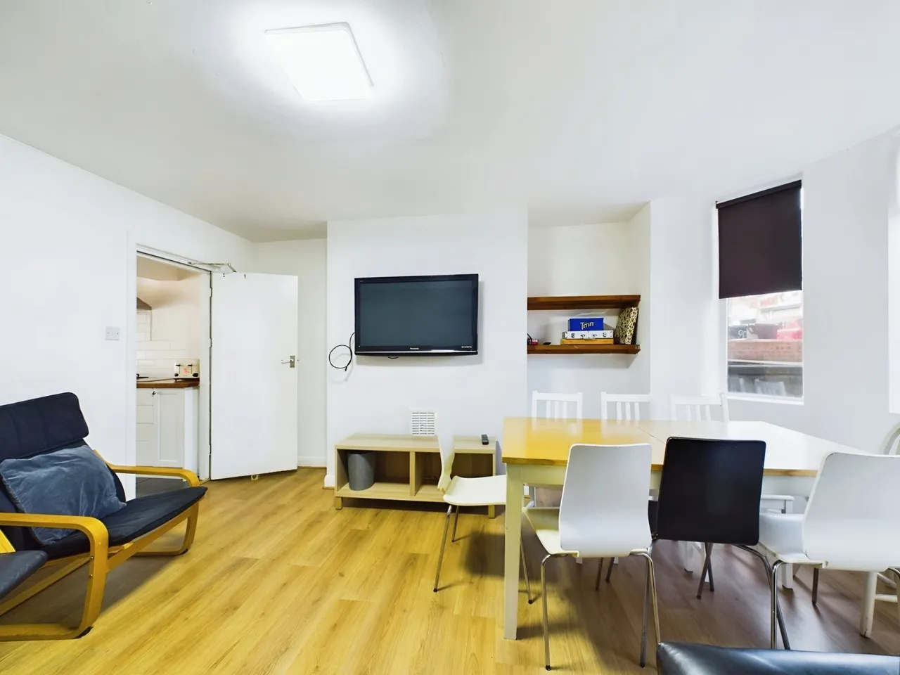 Queens Road, Hyde Park, LS6, photo 14
