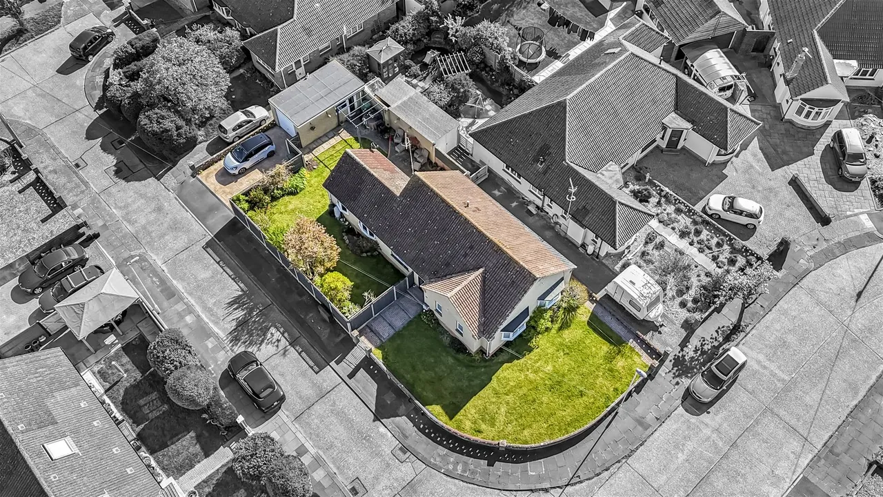 Rothesay Close, Worthing, photo 8
