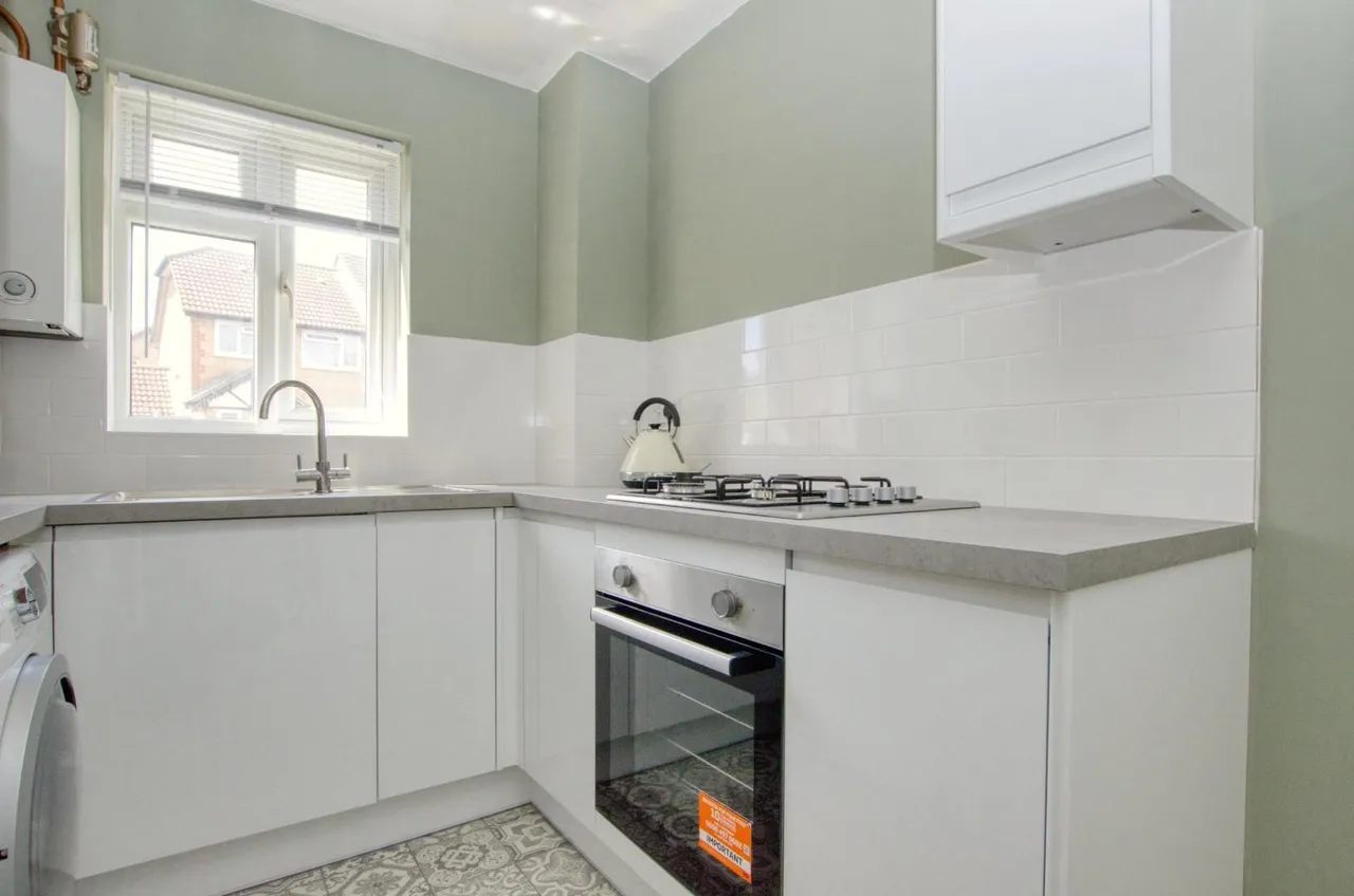 Bracklesham Close, Sholing, Southampton, SO19 8RX, photo 5