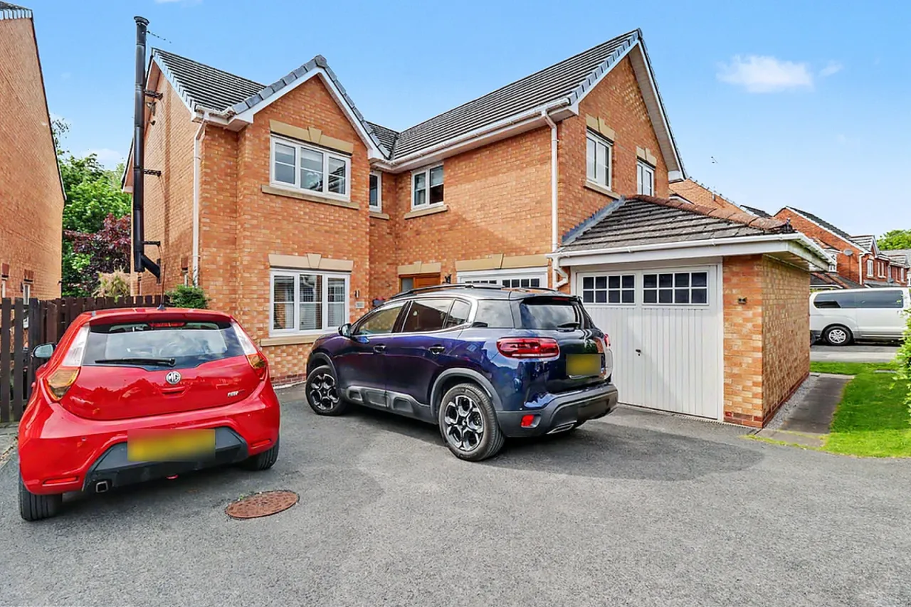 Thrush Way, Winsford, photo 40