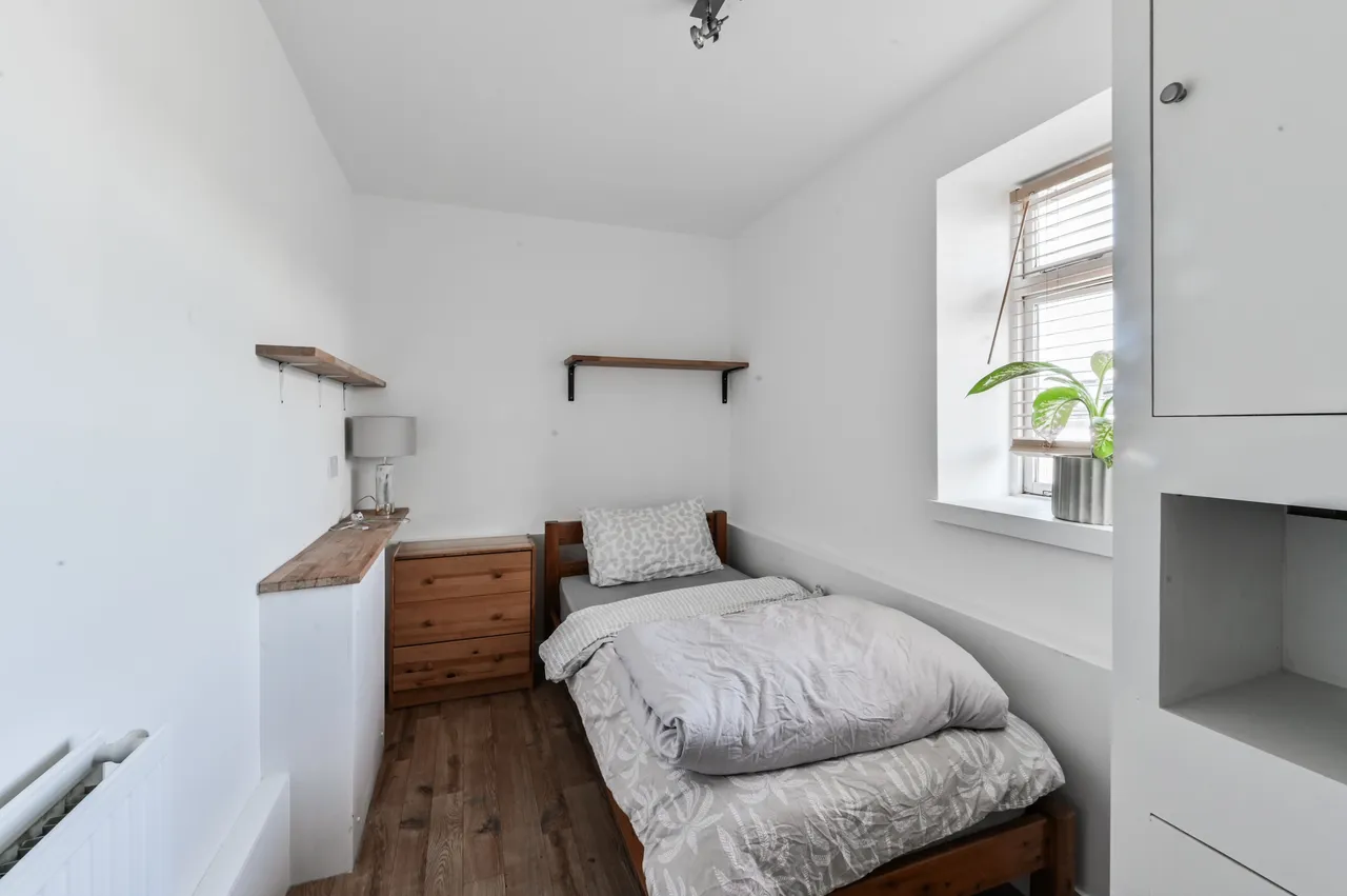 27 Haden Court, Lennox Road, London, photo 5