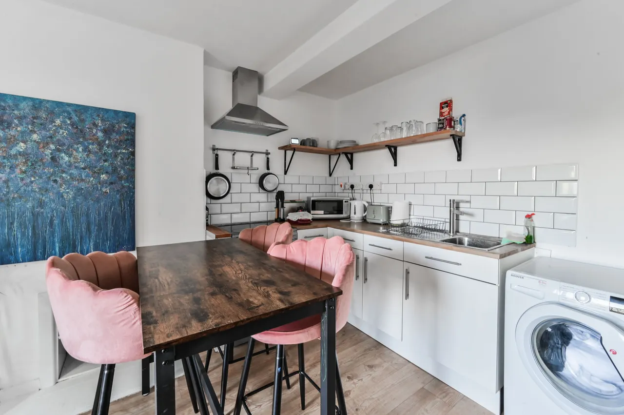 27 Haden Court, Lennox Road, London, photo 9
