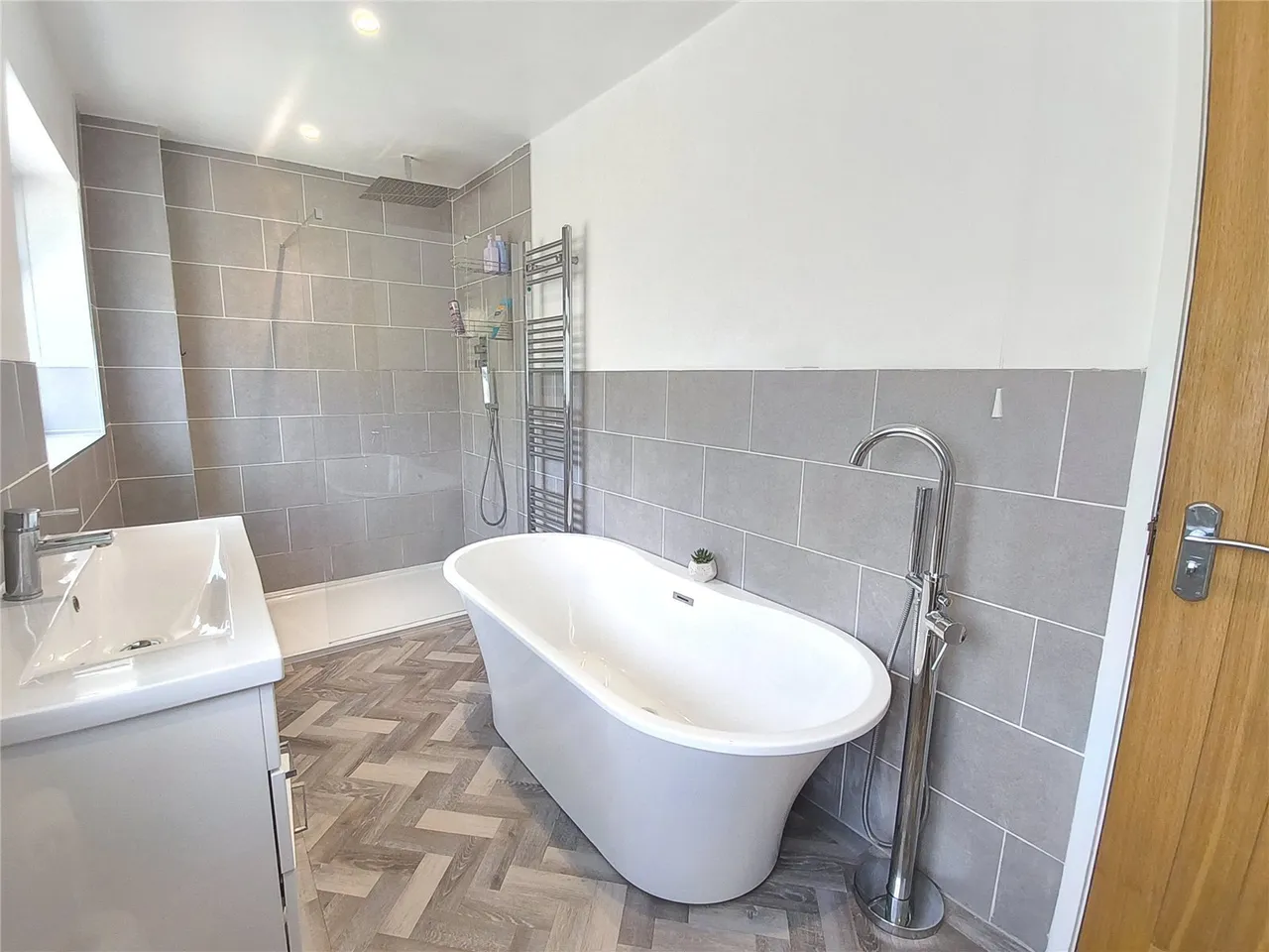 Swallowfield, Tamworth, Staffordshire, B79, photo 3