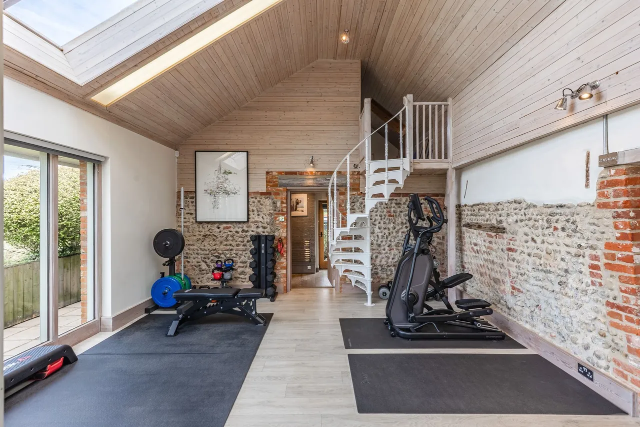 Beauty, Privacy and Refinement in Sax, photo 18