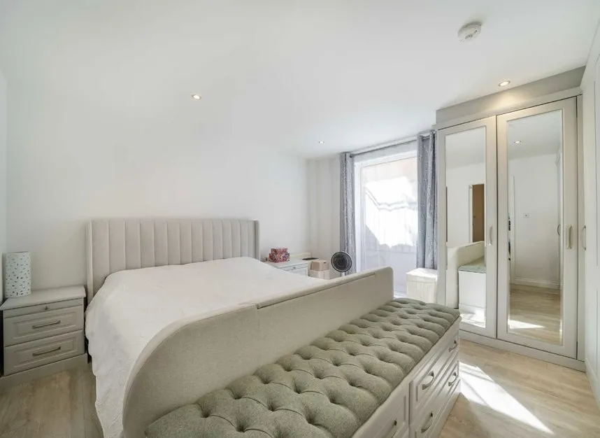 Pelling Street, Canary Wharf, E14, photo 6