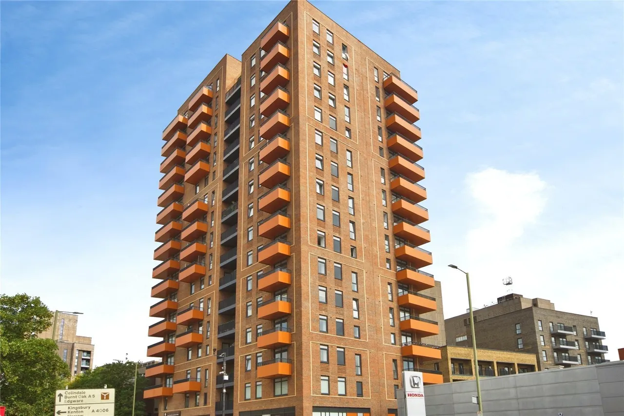 The Hyde, London, NW9, photo 11