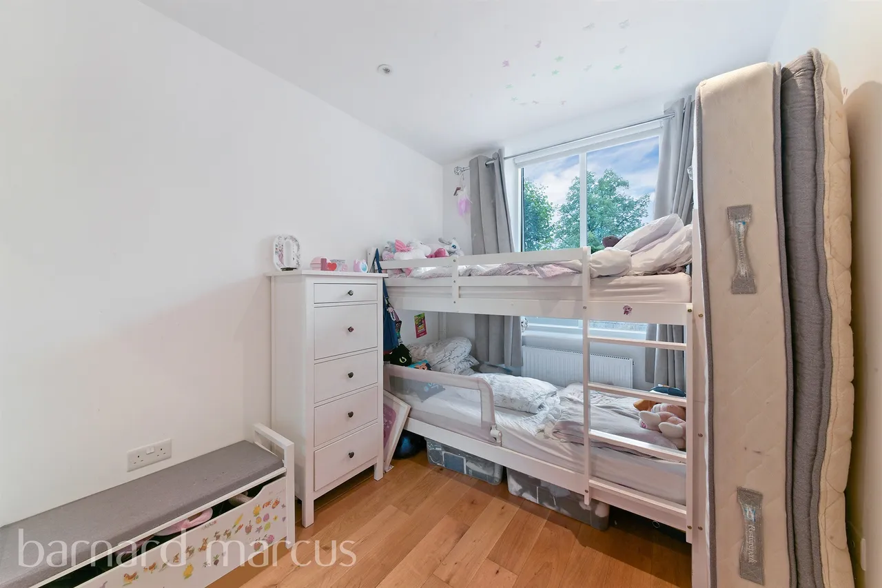 South Street, Epsom, KT18, photo 6