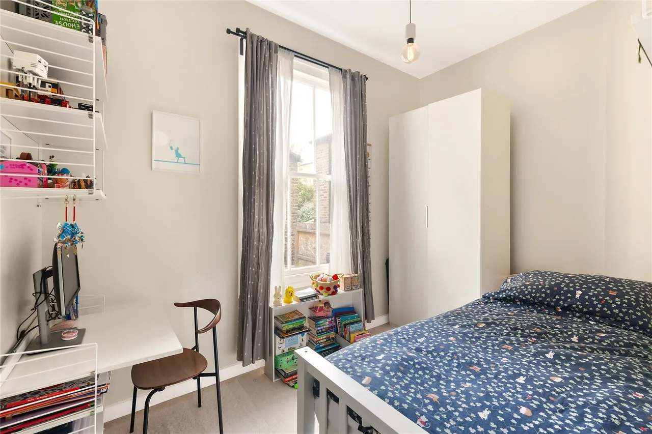 Alexandra Avenue, London, SW11, photo 7