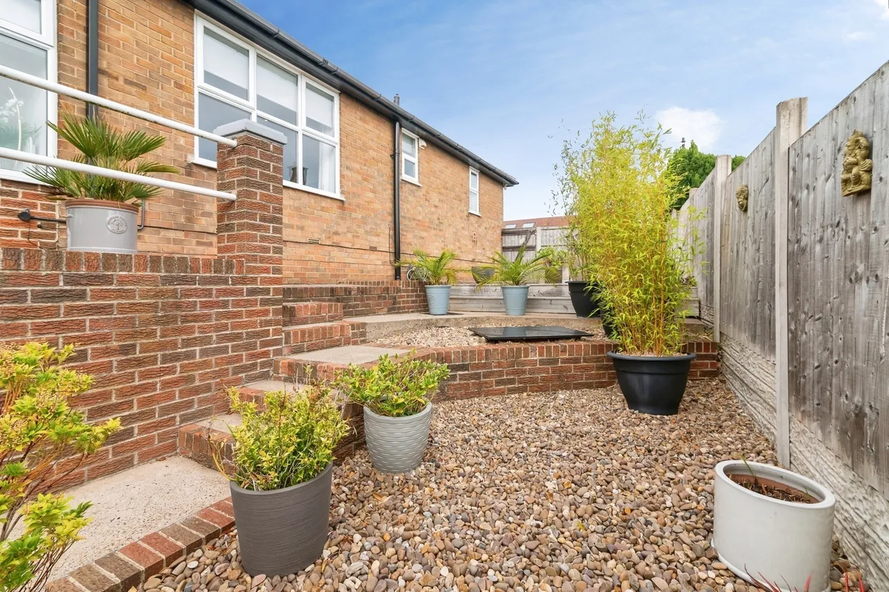 Cheadle Close, Mapperley, NG3, photo 28
