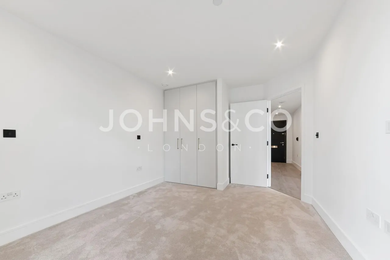 Rewood Tower, Twelve Trees Park, E16, photo 9