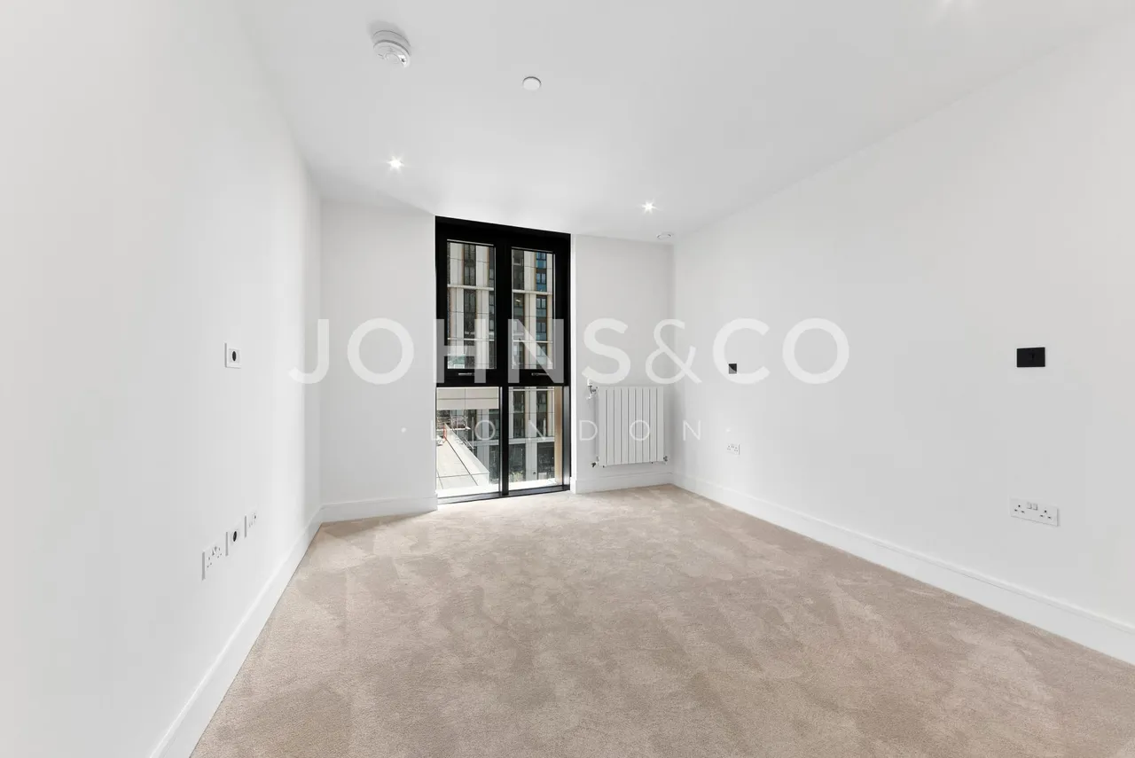 Rewood Tower, Twelve Trees Park, E16, photo 7