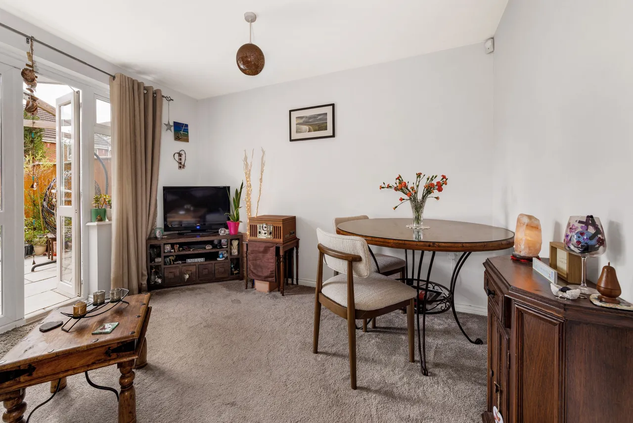 Parolles Close, Heathcote, CV34, photo 7