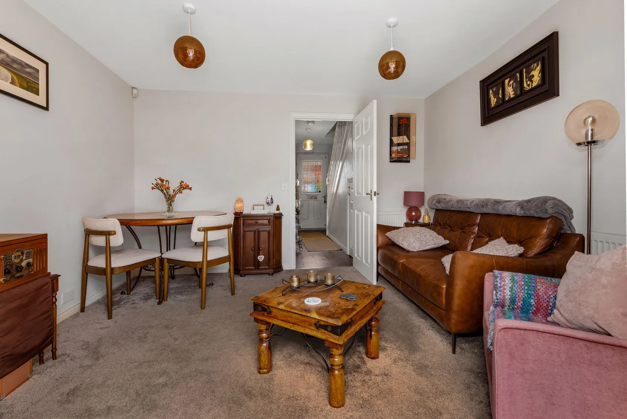 Parolles Close, Heathcote, CV34, photo 8