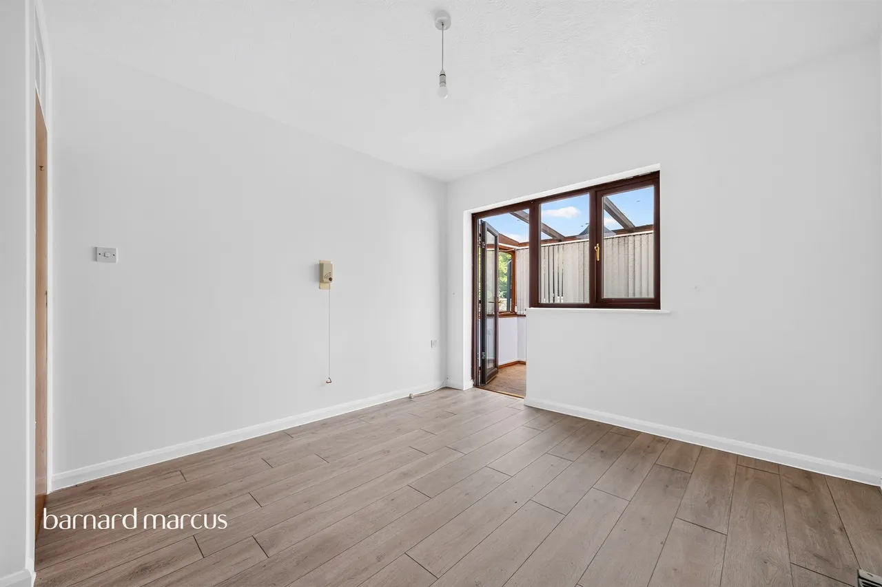 Bletchingley Close, Thornton Heath, photo 3