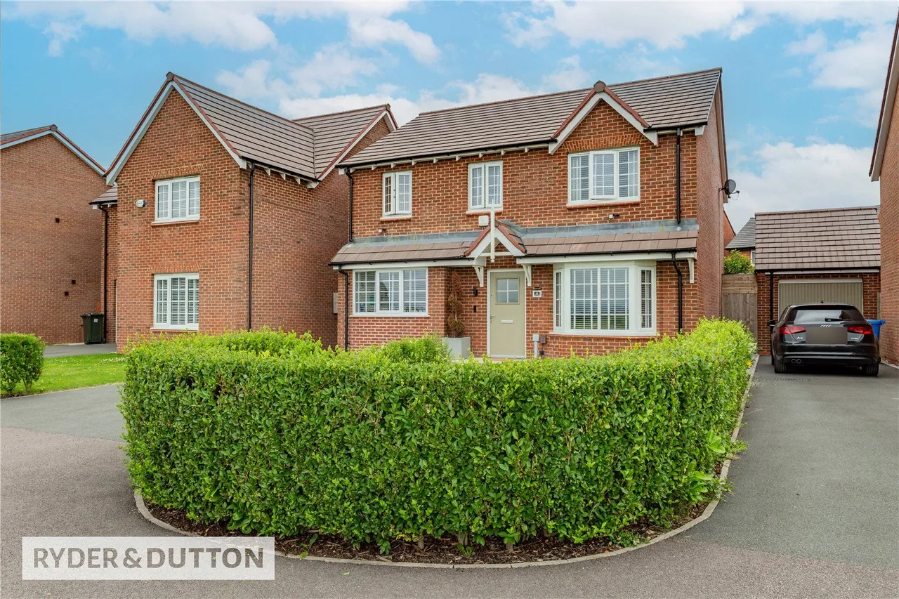 Textile Close, East Hollinsfield, M24, photo 33