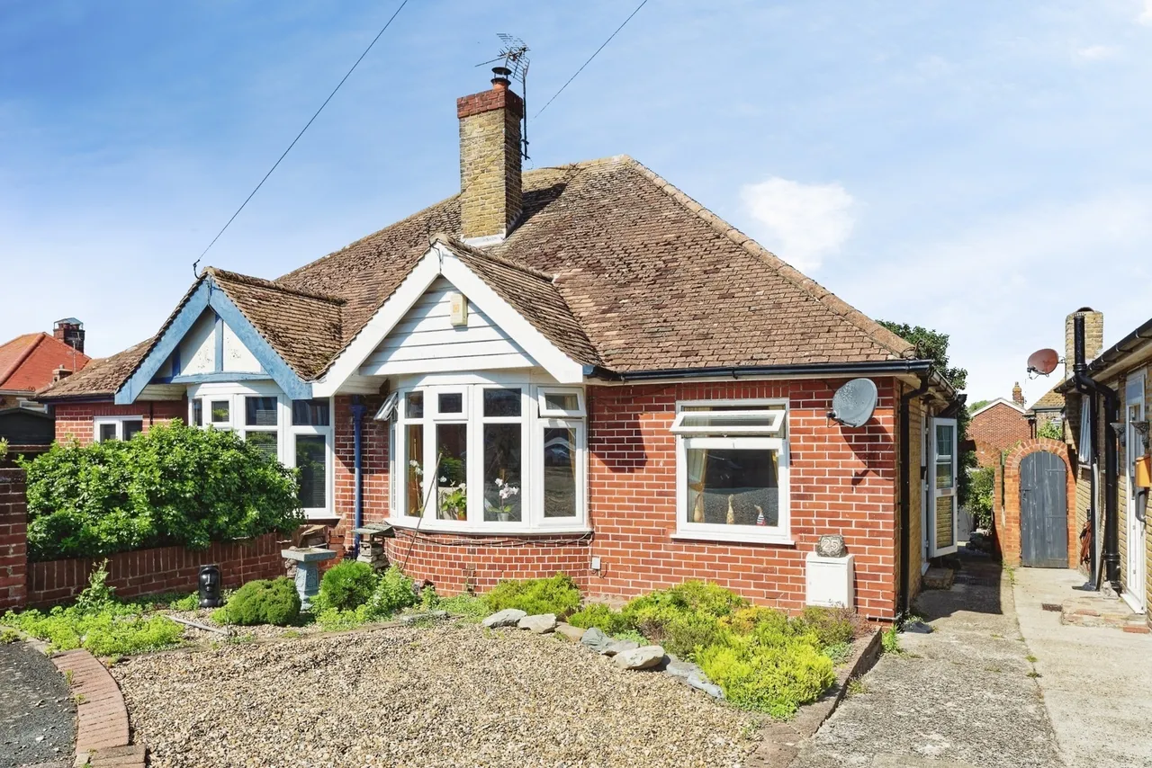 1 bed house for sale, Mayforth Gardens, CT11