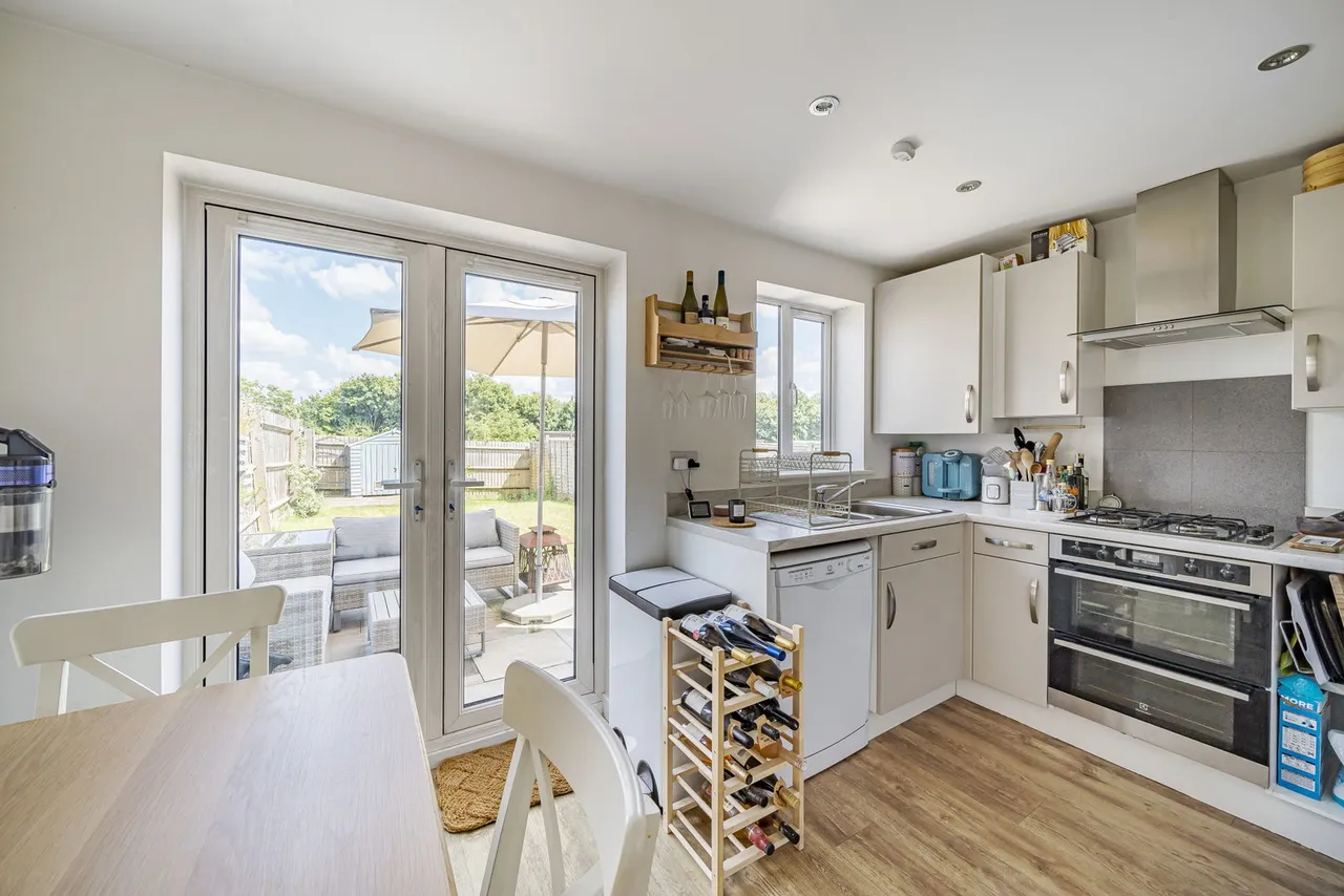 Lily Road, Frome, photo 5