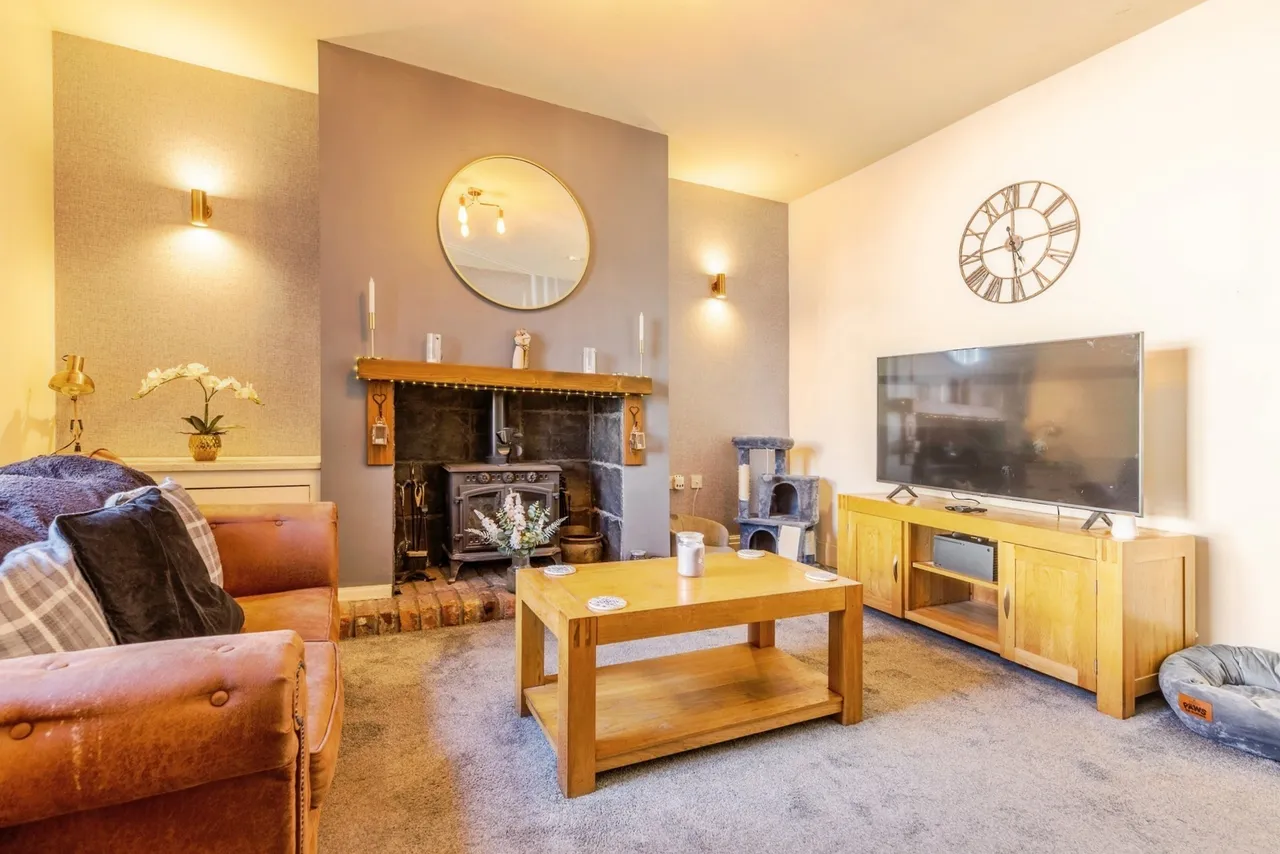 Ashworth Street, Bury, BL8, photo 5