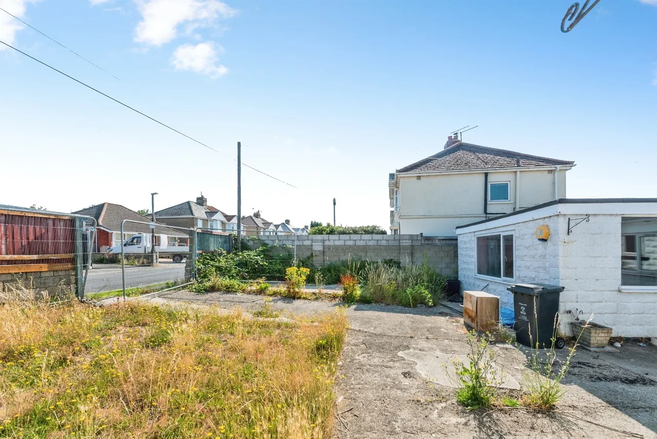 Cricklade Road, Swindon, photo 7