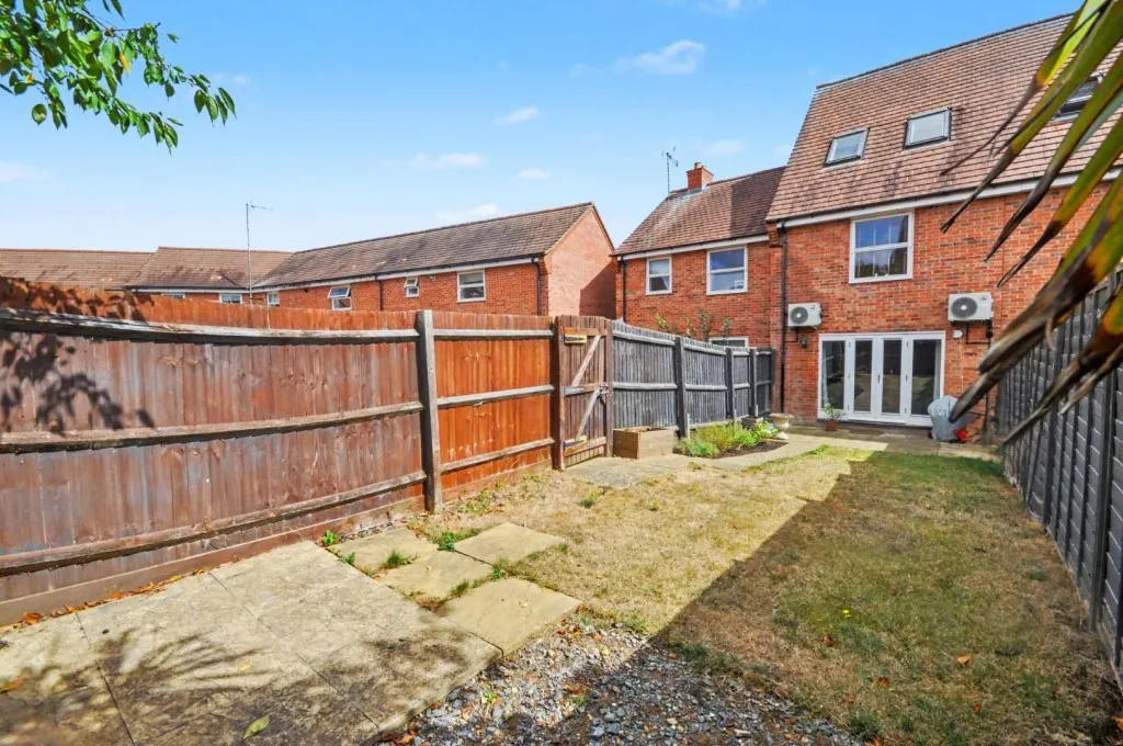 Rose Hill Way, Mawsley, photo 19