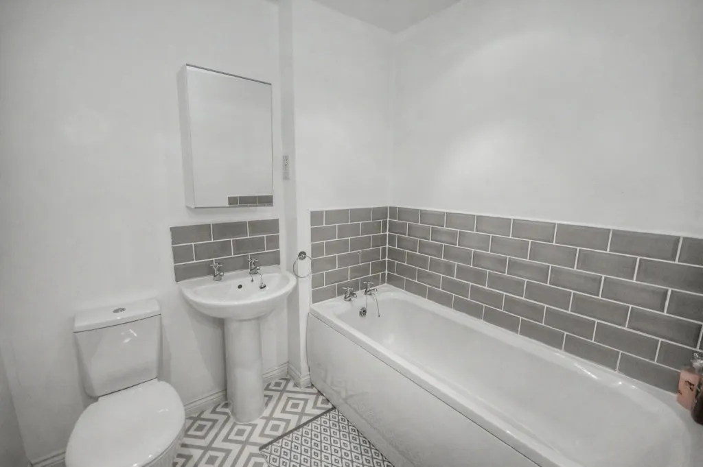 Rose Hill Way, Mawsley, photo 11