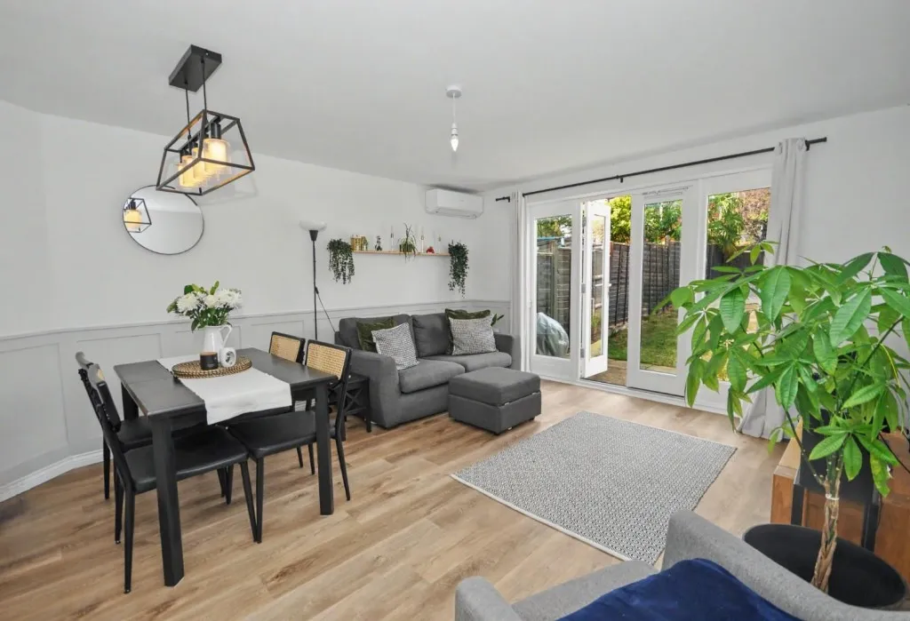 Rose Hill Way, Mawsley, photo 16