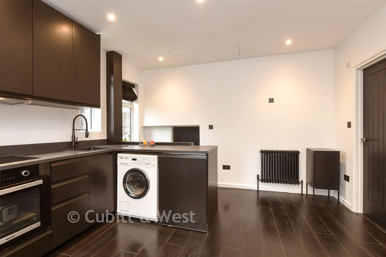 Grovehill Road, Redhill, RH1, photo 6