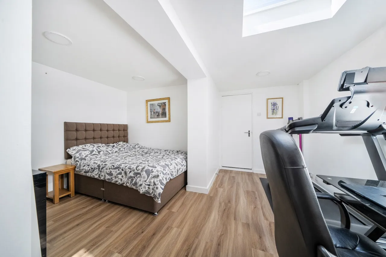 Crofton Lane, BR5, photo 14