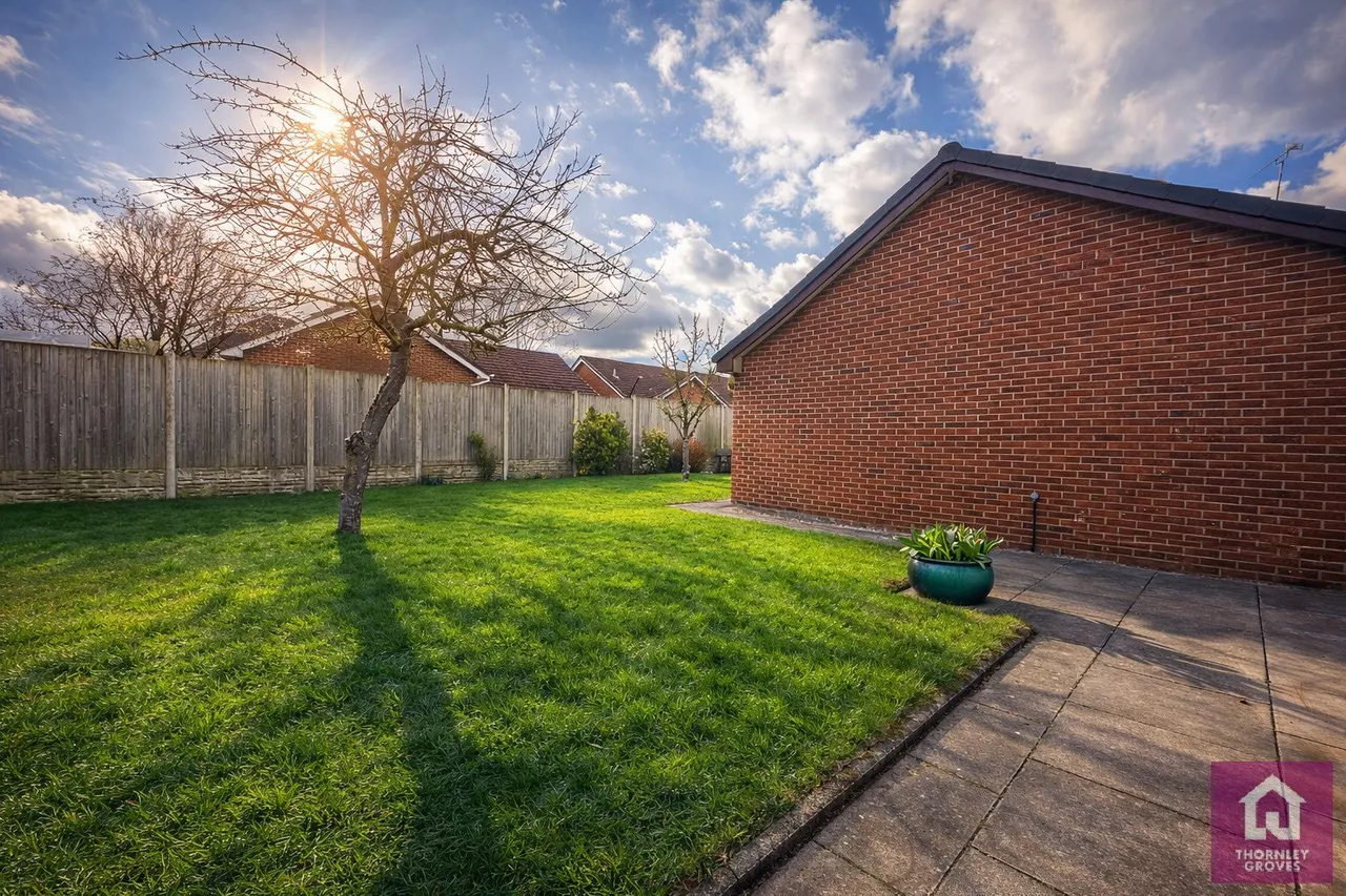 Barley Croft, Great Boughton, CH3, photo 13