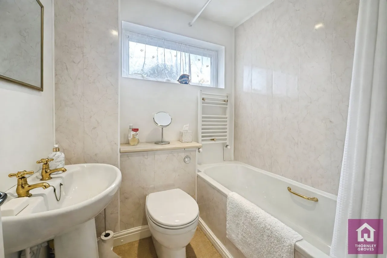 Barley Croft, Great Boughton, CH3, photo 8