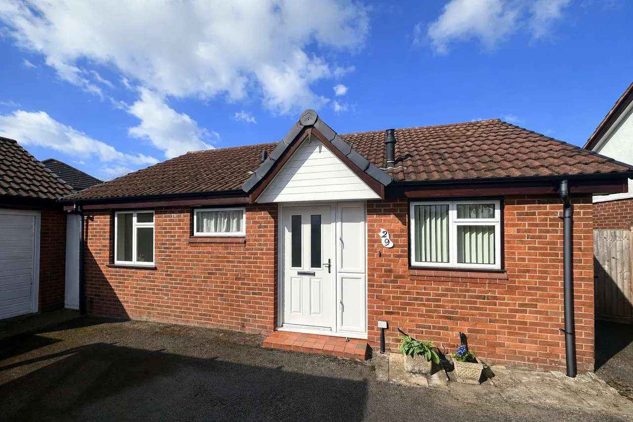 Barley Croft, Great Boughton, CH3, photo 14