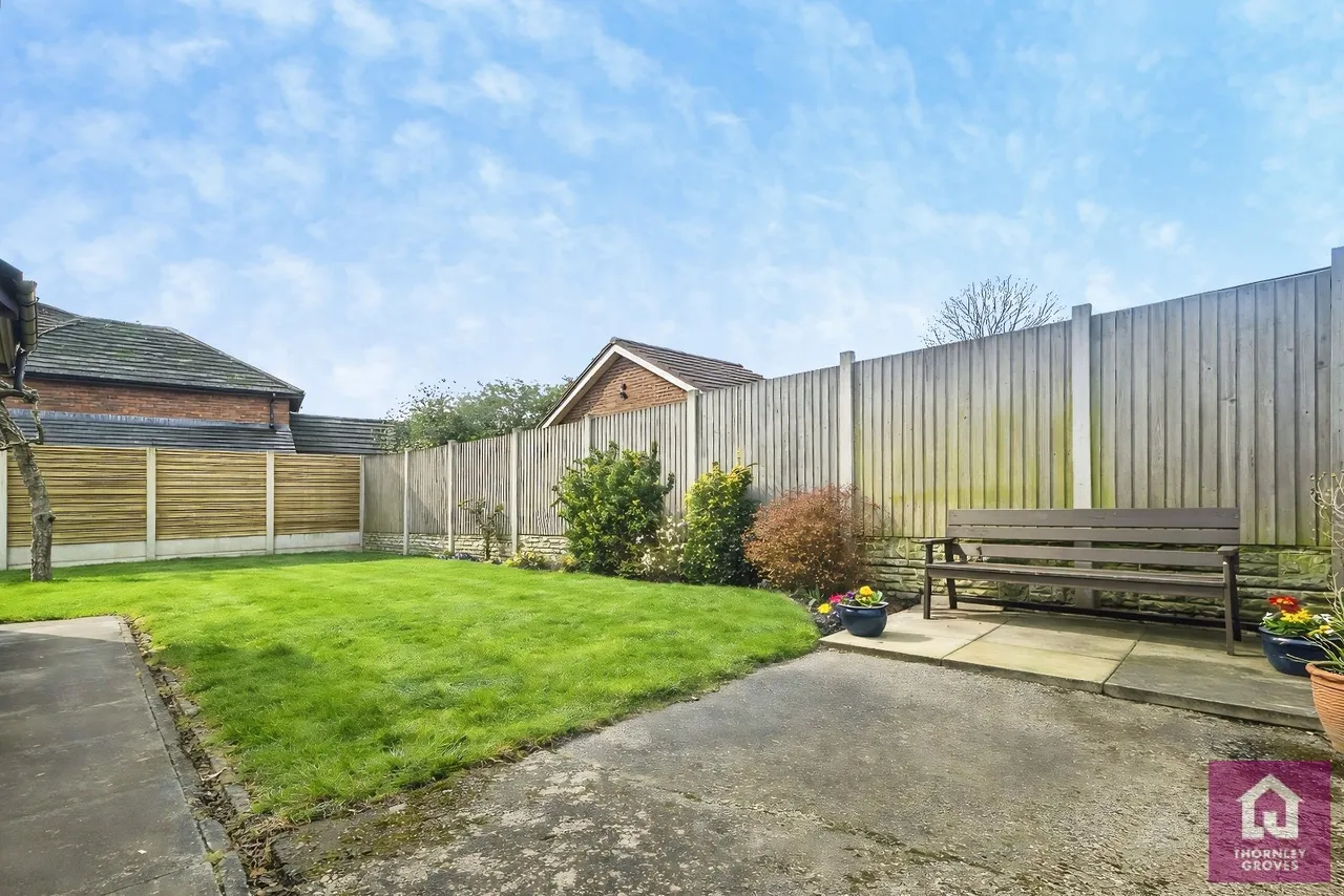 Barley Croft, Great Boughton, CH3, photo 12