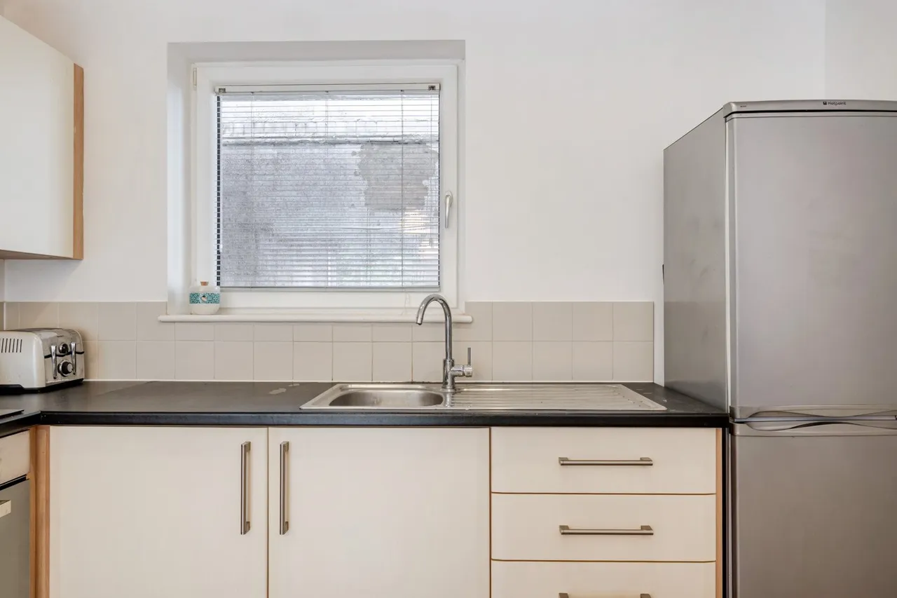 New Cross Road, SE14, photo 15