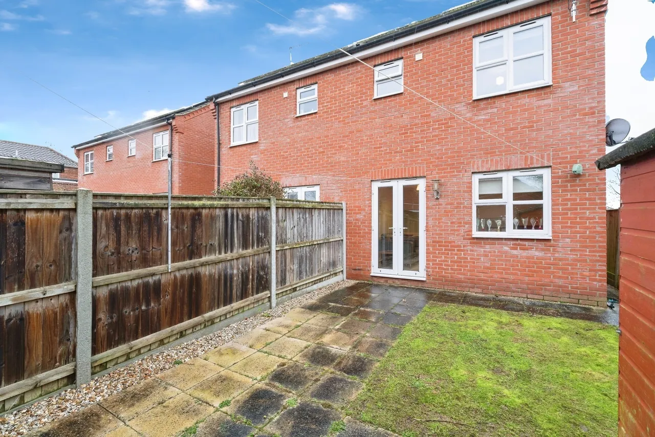 Barons Close, Fakenham, Norfolk, NR21, photo 13