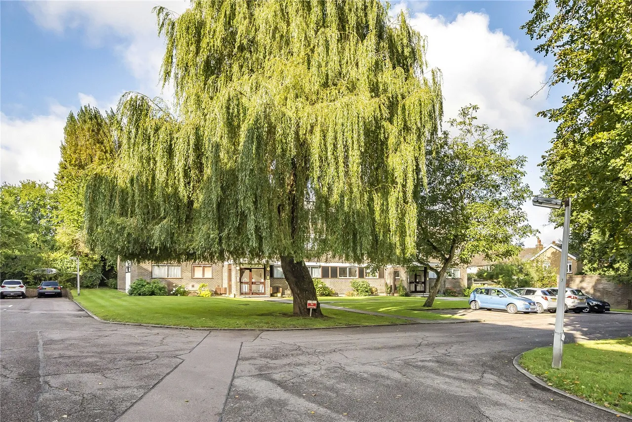 Barnes Court, Station Road, New Barnet, Hertfordshire, EN5 1QY, photo 16