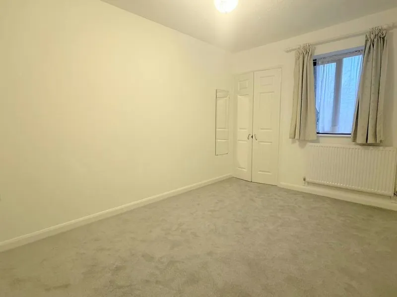 Broadway Avenue, Giffard Park, Milton Keynes, Buckinghamshire, MK14 5QJ, photo 6