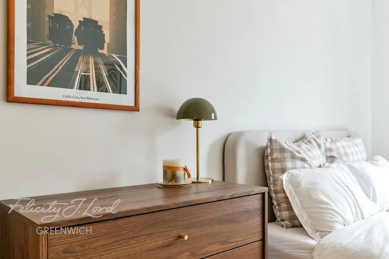 Little Cottage Place, London, SE10, photo 14