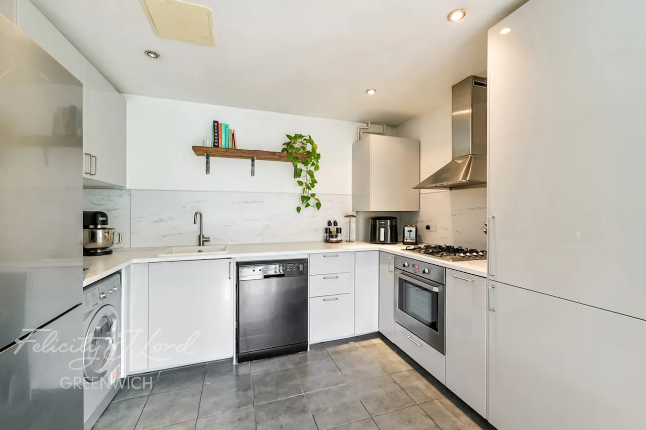 Little Cottage Place, London, SE10, photo 6