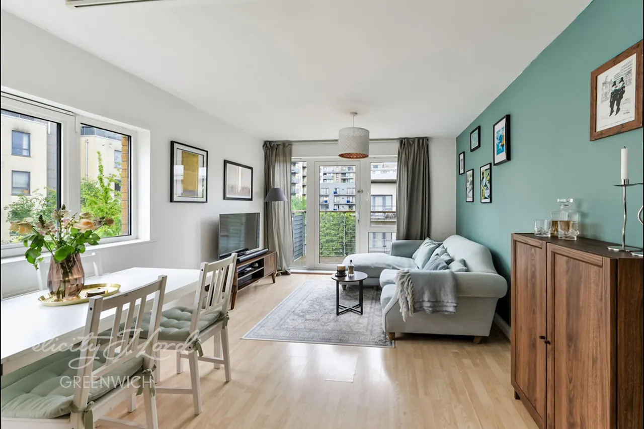 Little Cottage Place, London, SE10, photo 2