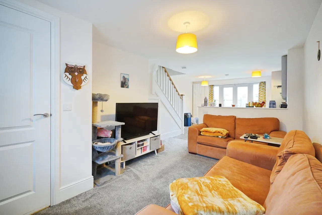 Harold Mosely Way, Hugglescote, LE67, photo 3