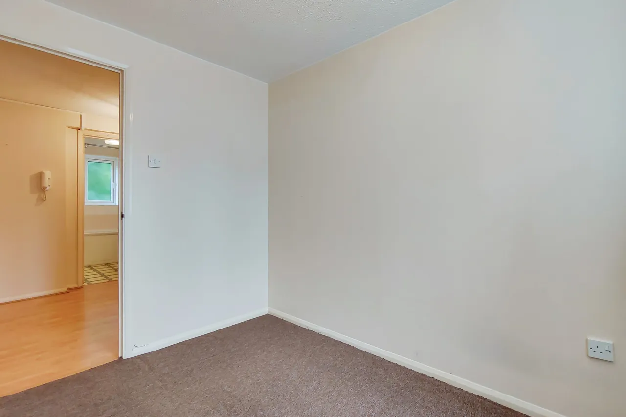 112 Pycroft Way, Edmonton, London, N9 9XR, photo 10