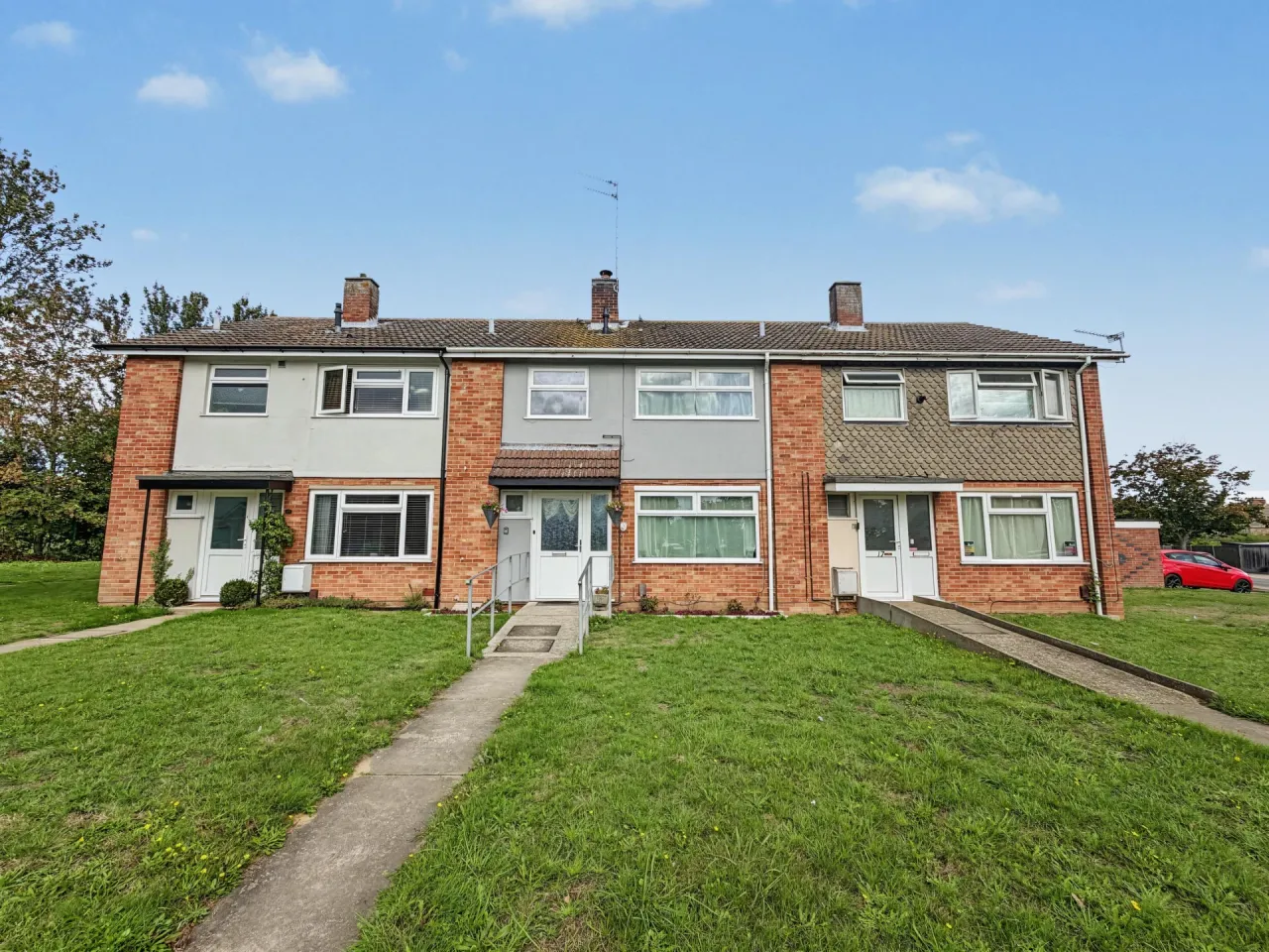 3 bed house for sale, St Nicholas Gardens, Bradwell