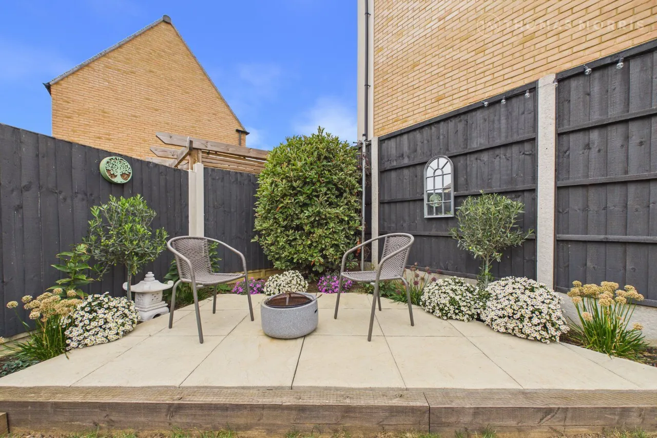 Wilcox Drive, St. Neots, PE19, photo 18